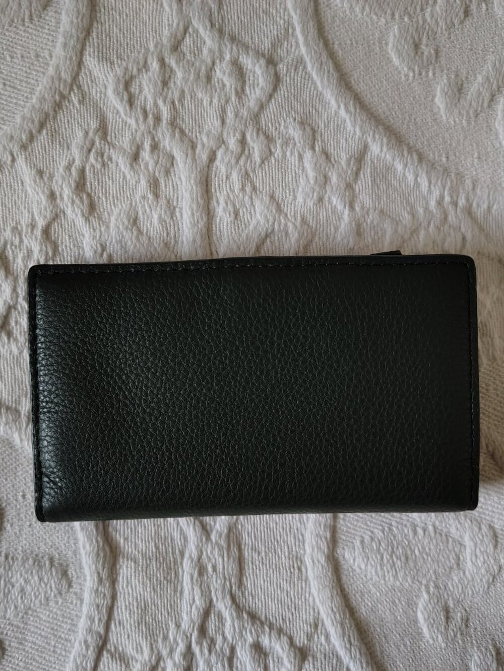 Kate Spade Card Wallet - Picture 2 of 4